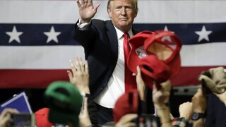 Americké televízie odmietli odvysielať Trumpov volebný spot