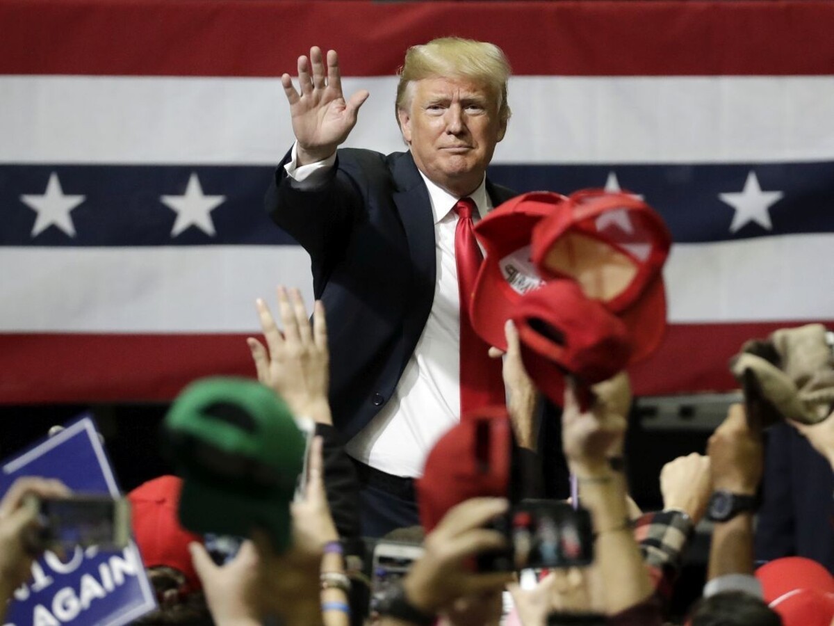Americké televízie odmietli odvysielať Trumpov volebný spot