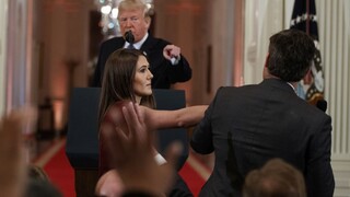 Odložte mikrofón. Trump šokoval novinárov agresívnym štýlom