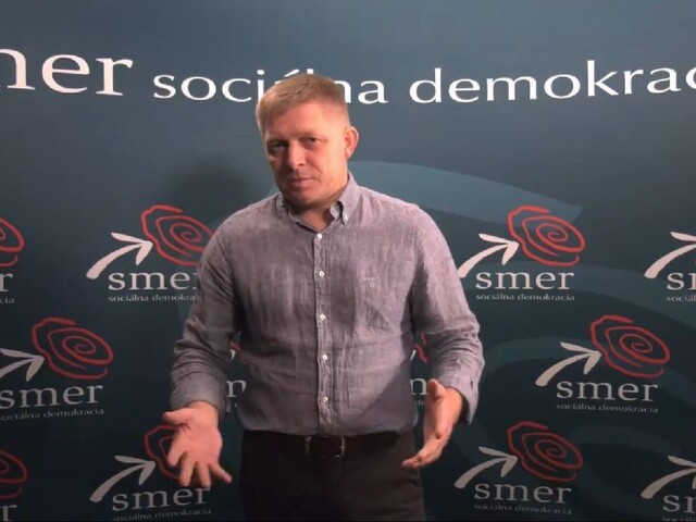 Komedianti, klamú a šmírujú. Fico sa na videu pustil do novinárov