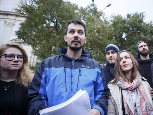 Organizátorom protestov pribudli od ľudí desaťtisíce eur