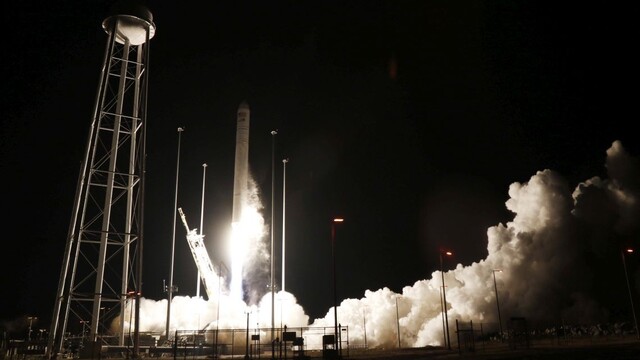 K ISS mieria kozmické lode, nesú potraviny a vedecké pomôcky
