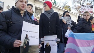 Extrémisti zaútočili na LGBT aktivistov, zasahovala polícia