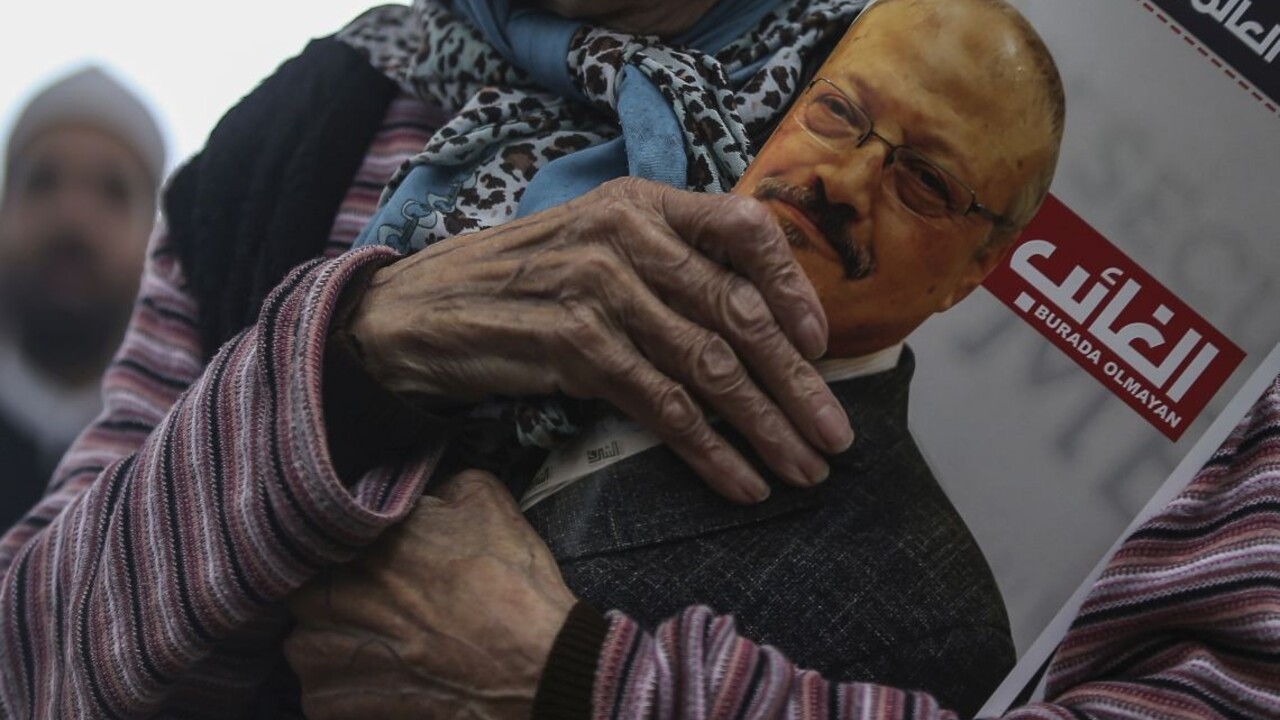 Nemecko reaguje na vraždu novinára, zastavilo vývoz zbraní