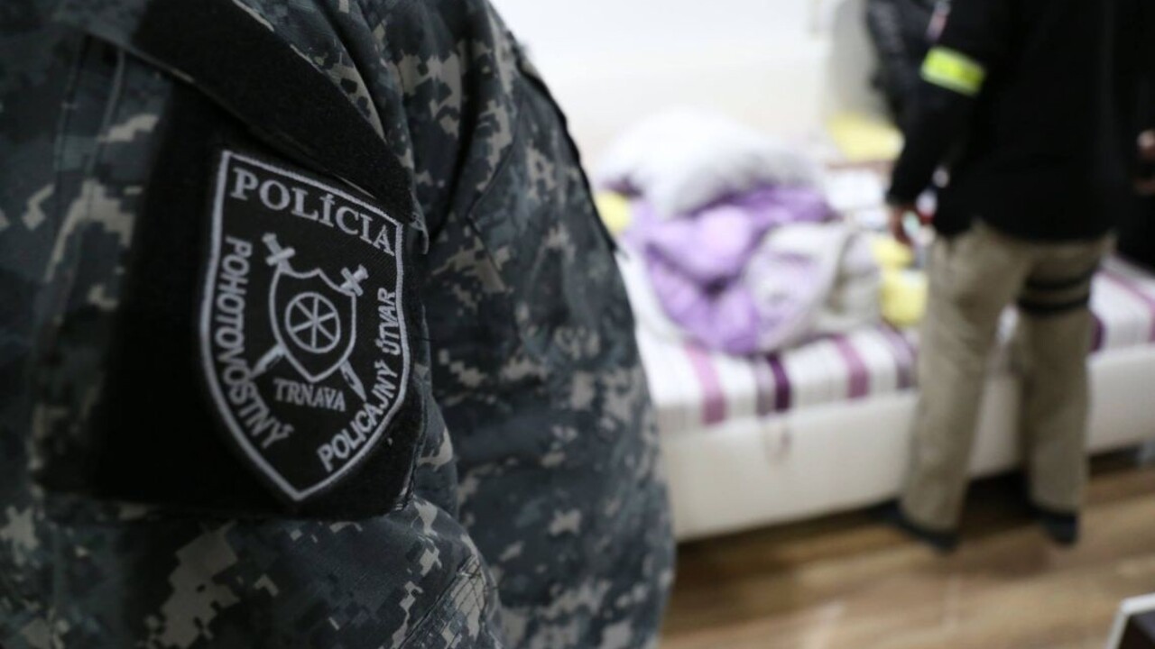 Proti extrémistom zasiahli vo veľkom, prehľadali desiatky miest