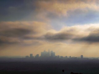 CO2 emisie skleníkové plyny smog 1140 px (SITA/AP)