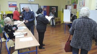 Ústavnému súdu prišlo 82 volebných sťažností, postupne ich zverejňuje