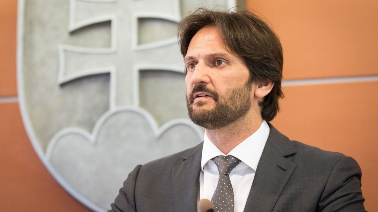 Lajčák nemá prečo skončiť, tvrdí Kaliňák. Marrákeš vraj nafúkli novinári