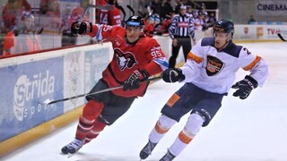 Bystrica deklasovala dvadsiatku, Šťastný sa tešil z hetriku