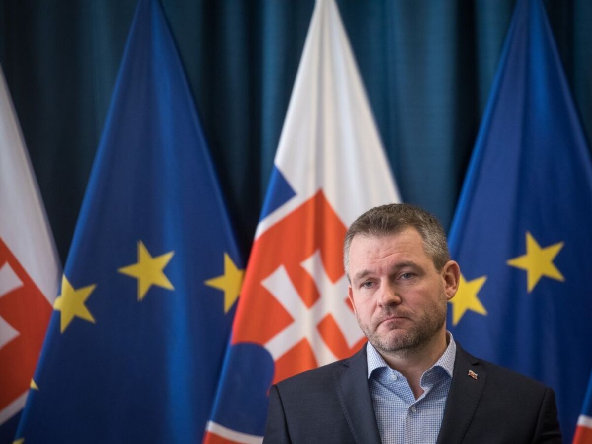 Sme limitovaní, priznal Pellegrini pri prezidentskom kandidátovi