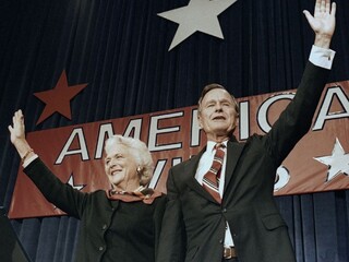 Zomrel exšéf Bieleho domu George Bush starší. Mal 94 rokov
