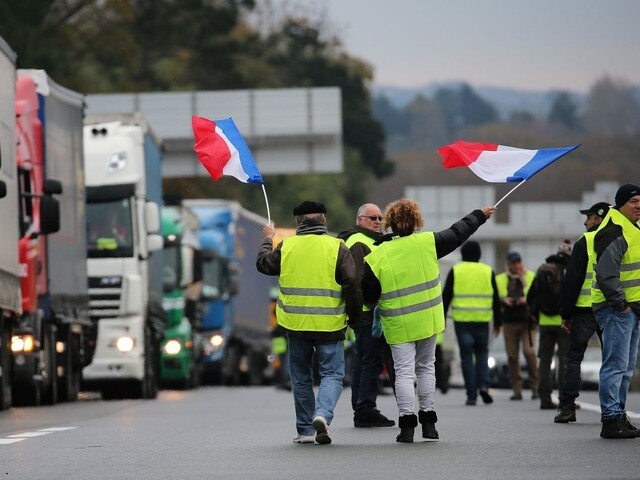 Žlté vesty opäť protestovali. Premiér je šokovaný z násilností