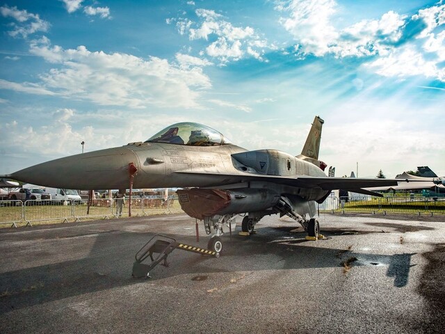Spojené štáty Ukrajine nedodajú stíhačky F-16, vyhlásil to americký prezident