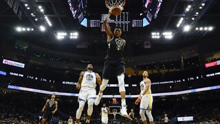 NBA: Warriors prerušili sériu prehier, lídri Raptors nečakane padli
