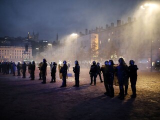 Francúzsko Paríž polícia protest 1140 px (SITA/AP)
