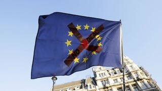 Briti môžu ukončiť rozbehnutý brexit, rozhodol európsky súd