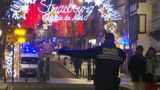 Na trhoch v Štrasburgu sa strieľalo. Teroristický útok, tvrdí polícia