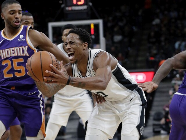 NBA: Houston sa po troch prehrách dočkal víťazstva