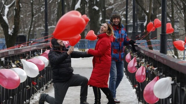 ukraine-valentines-day-61226-a36b72ca0b8b4d70bc046eff87eab6a0_7f000001-0565-37ed.jpg