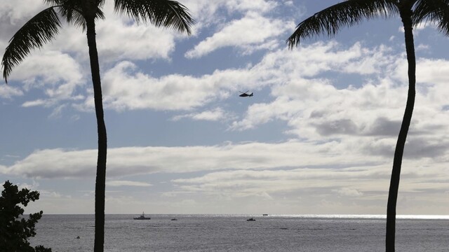 Pri pobreží ostrova sa zrútila stíhačka, pilot sa stihol katapultovať