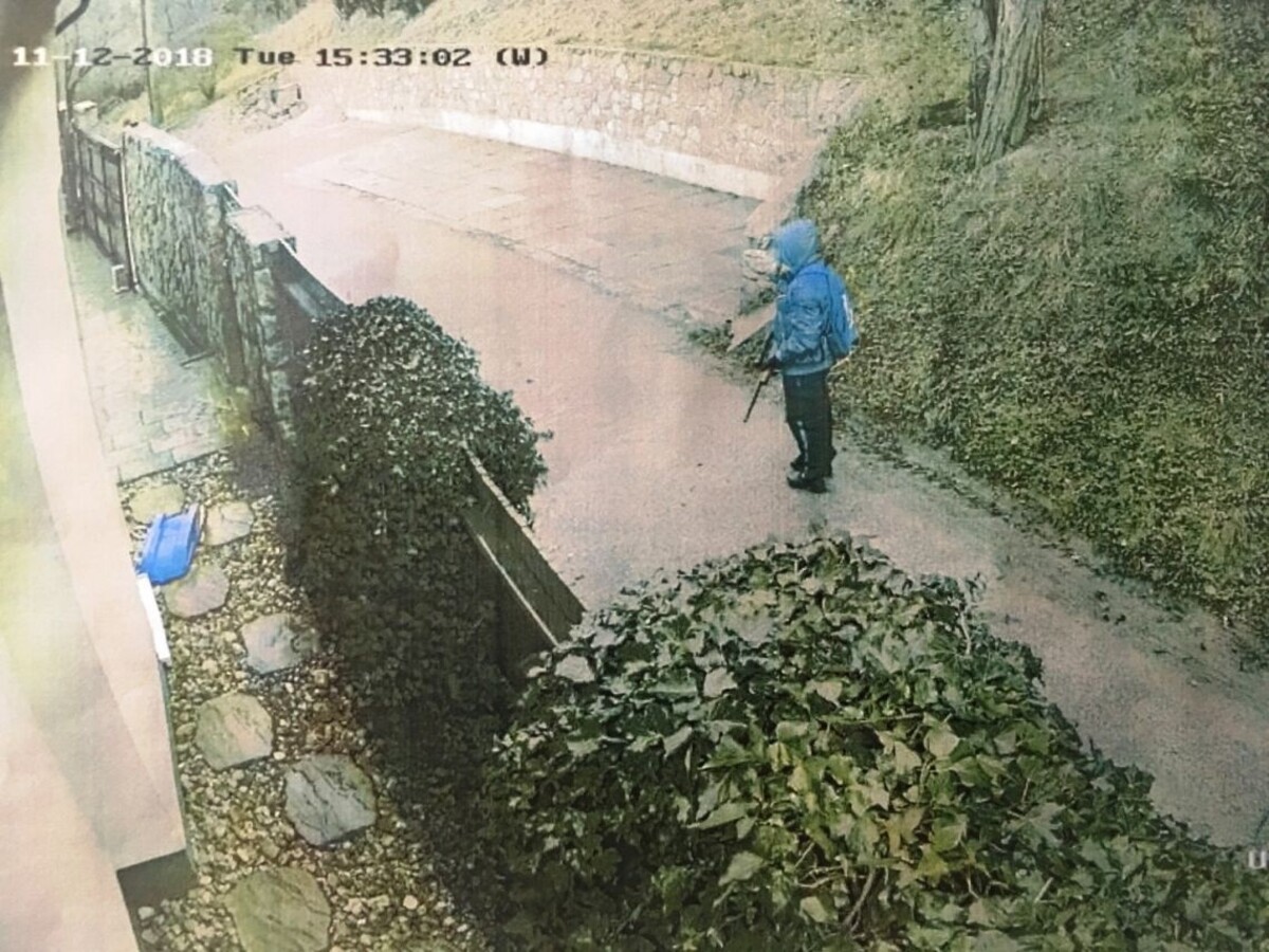 Chcel napodobniť vraha z Devínskej? Pátrajú po osobe s puškou