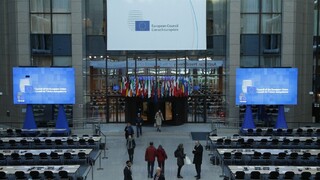 Historický moment. Summit Európskej únie udelí štatút kandidátskej krajiny Ukrajine a Moldavsku