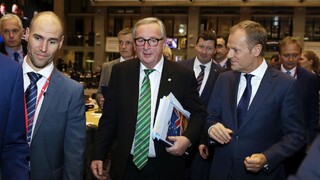 Jednotný trh či ochrana klímy. Lídri krajín EÚ pokračujú v samite