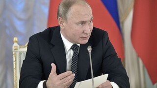 Putin ponúka európskym krajinám posilňujúcu dávku Sputnik light. Tvrdí, že je účinná aj proti omikronu