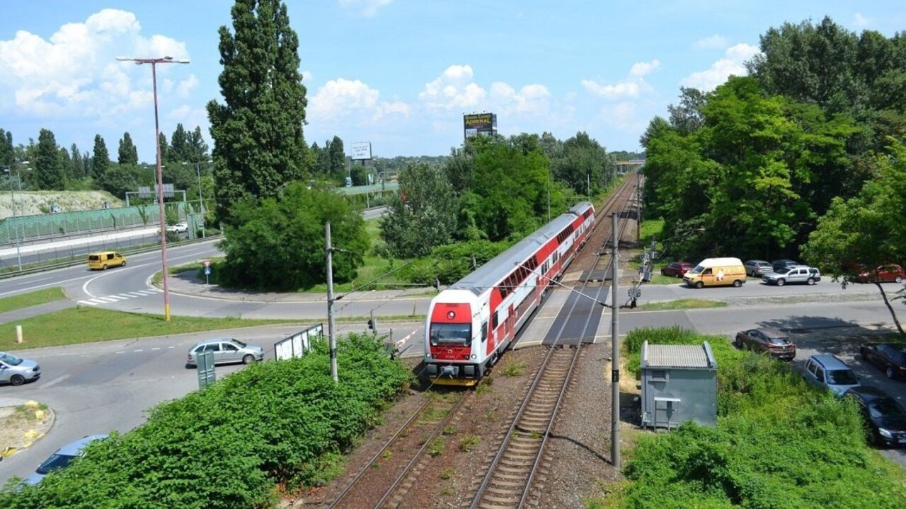 ZSSK posilňuje pred sviatkami vlaky InterCity
