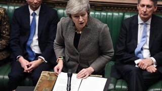 Mayová referendum odmieta, hlasovanie chce do polovice januára