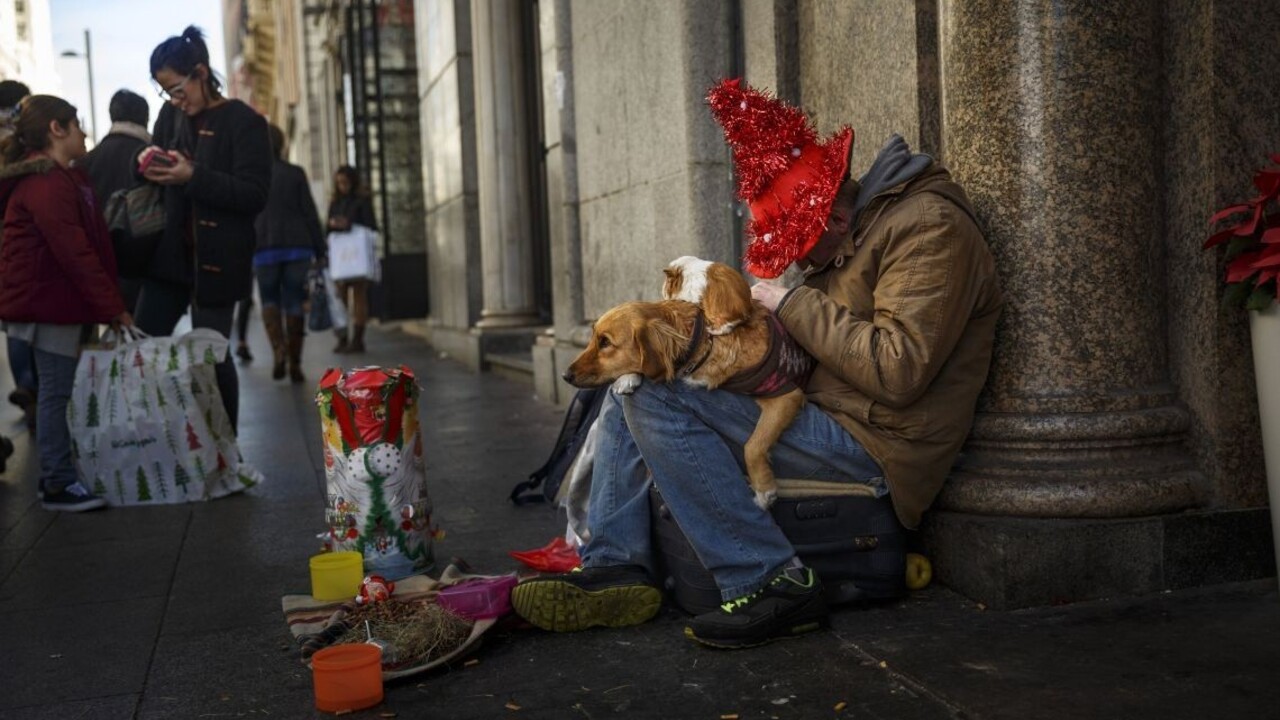 Zakážu žobranie na verejnosti? Súd uznal žiadosť švédskeho mesta
