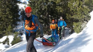 Hasiči a horskí záchranári si polepšia, zvyšujú im platy
