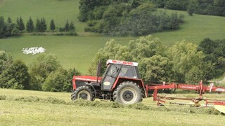 Odškodnia farmárov, ktorých zasiahlo sucho. Matečná dostala mandát