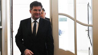 Spravili sme chybu. Lajčák dúfa, že viac od rokovaní neutečieme