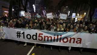 Srbi opäť protestovali, nepáčia sa im praktiky vlády a prezidenta