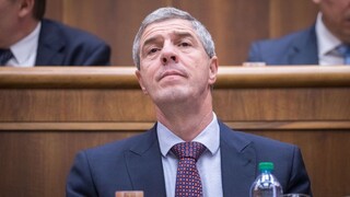 Bugár sa vidí v druhom kole, pred voľbami sa funkcie nevzdá