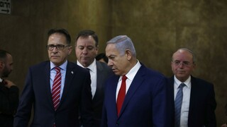 Kríza v Izraeli pokračuje, vládna koalícia chce predčasné voľby