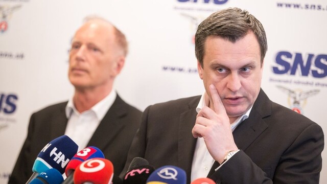 V SNS zverejnili, kto má byť na kandidátke do eurovolieb