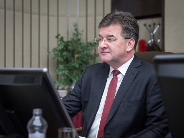 Prebdené noci, mučivé rozhovory. Lajčák prehovoril o demisii