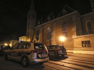 Lupiči prepadli kostol a zviazali mníchov. Našla ich až polícia