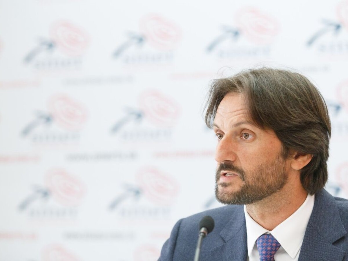 Kaliňák doručí abdikáciu do NR SR v pondelok. Kto ho nahradí?