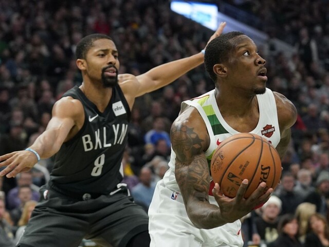 NBA: Antetokunmpo predviedol tretí triple-double, tím potiahol k výhre