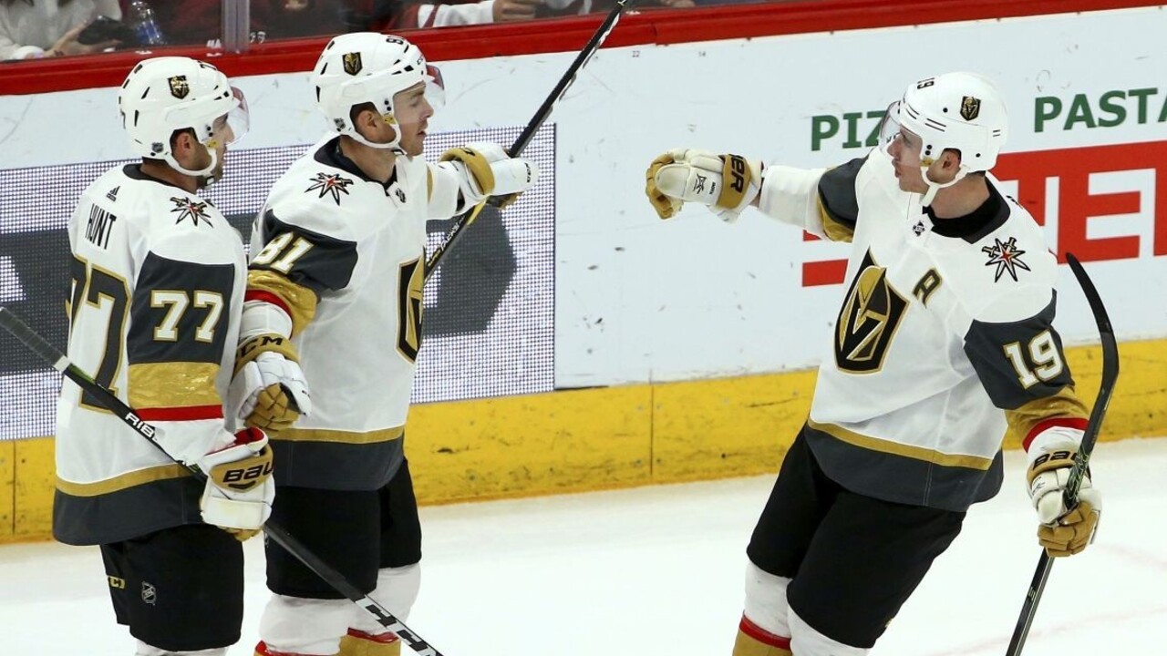 NHL: Pánik skončil bez bodu, Arizona podľahla hokejistom Vegas