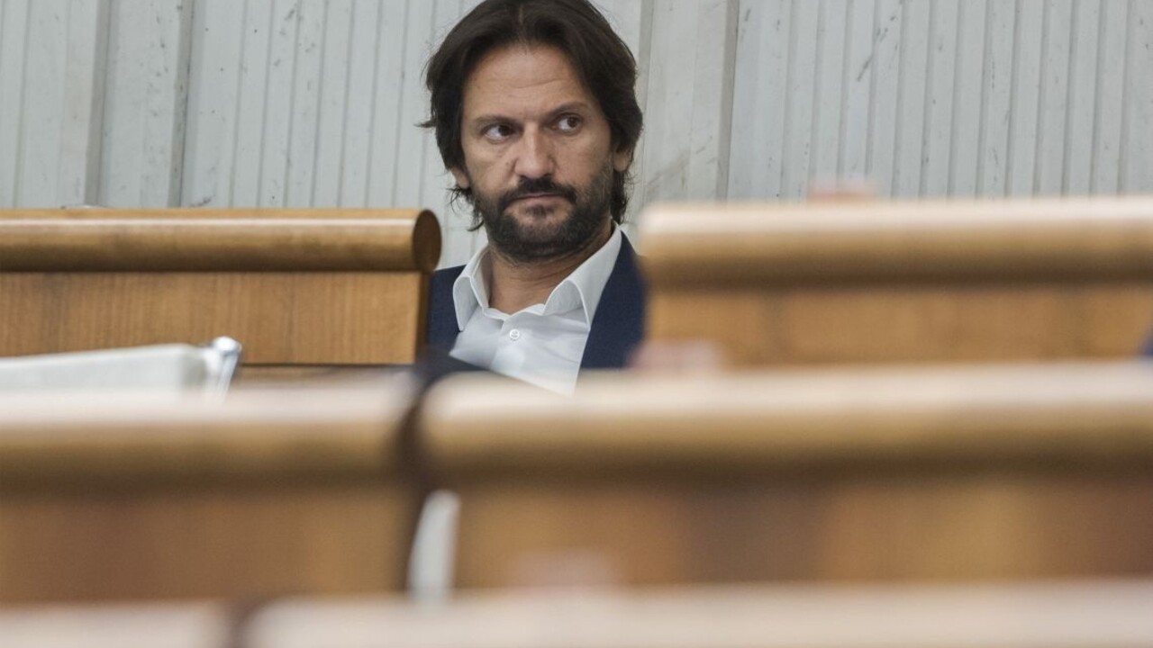 Kaliňákovi zaniká mandát, svoju abdikáciu doručil do parlamentu