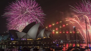 Nový rok vítali gigantickou šou. Pozrite si, ako to vyzeralo v Sydney