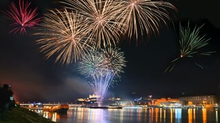 Fotogaléria: Na Slovensku privítali rok 2019, takto vyzerali oslavy