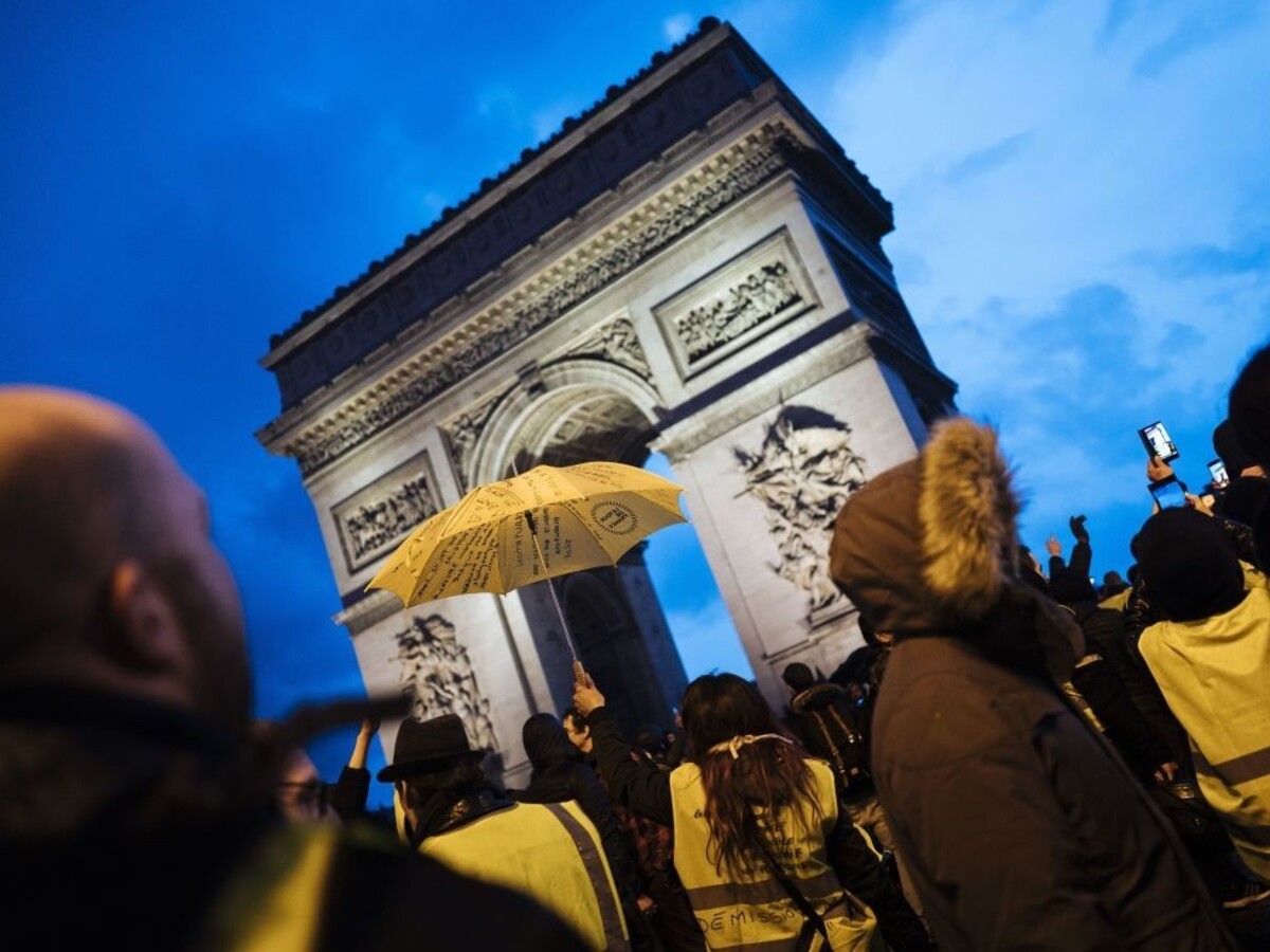 Líder žltých viest je vo väzbe, zadržali ho pri Champs-Élysées