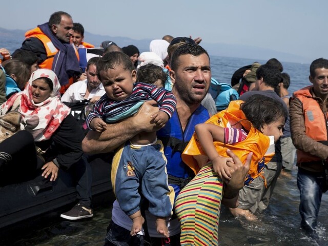 Migranti sú hrdinami. Za záchranu desiatok ľudí dostali občianstvo