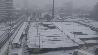 Sneh spôsobil problémy i v Bratislave. Časť MHD nepremávala