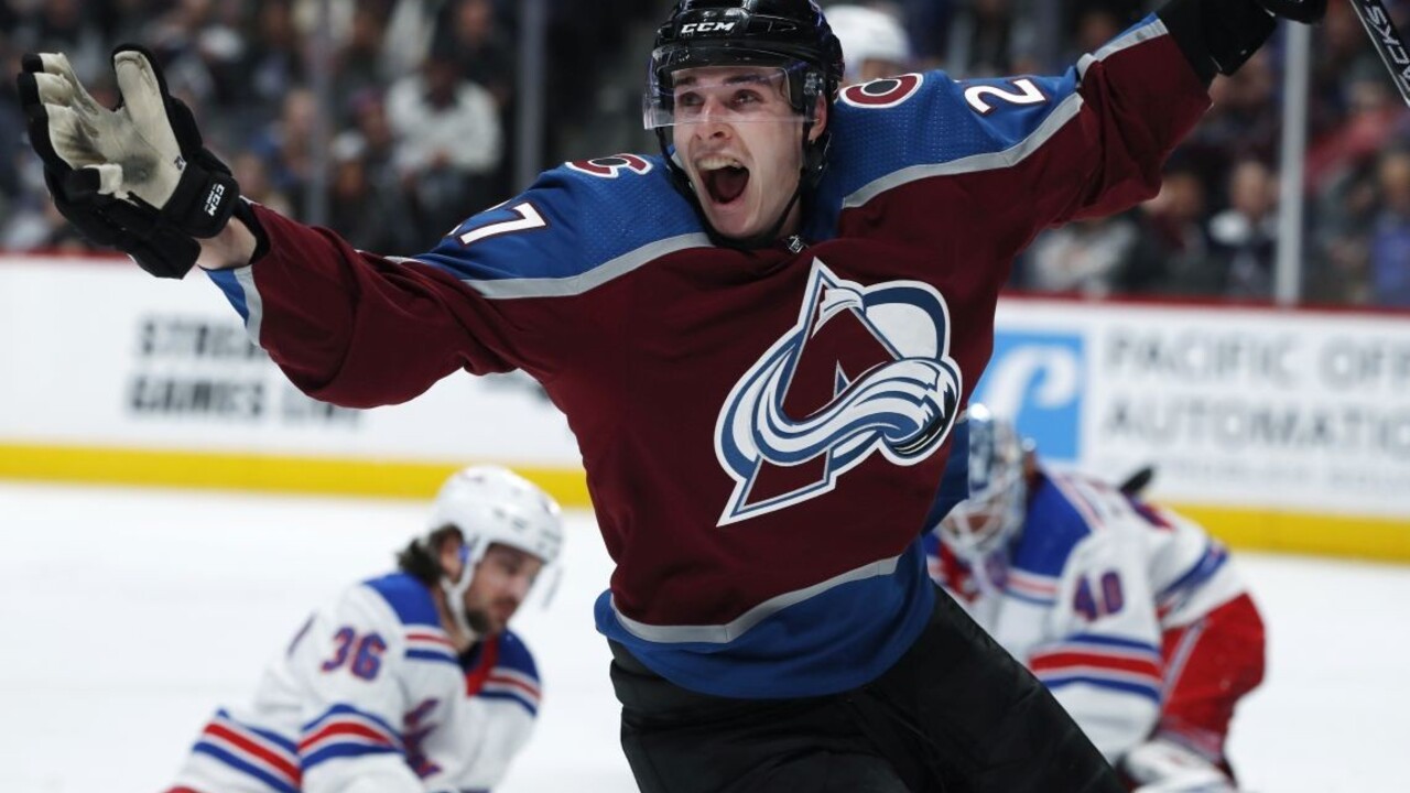 NHL: Arizona podľahla New Jersey po nájazdoch, Pánik bez bodu